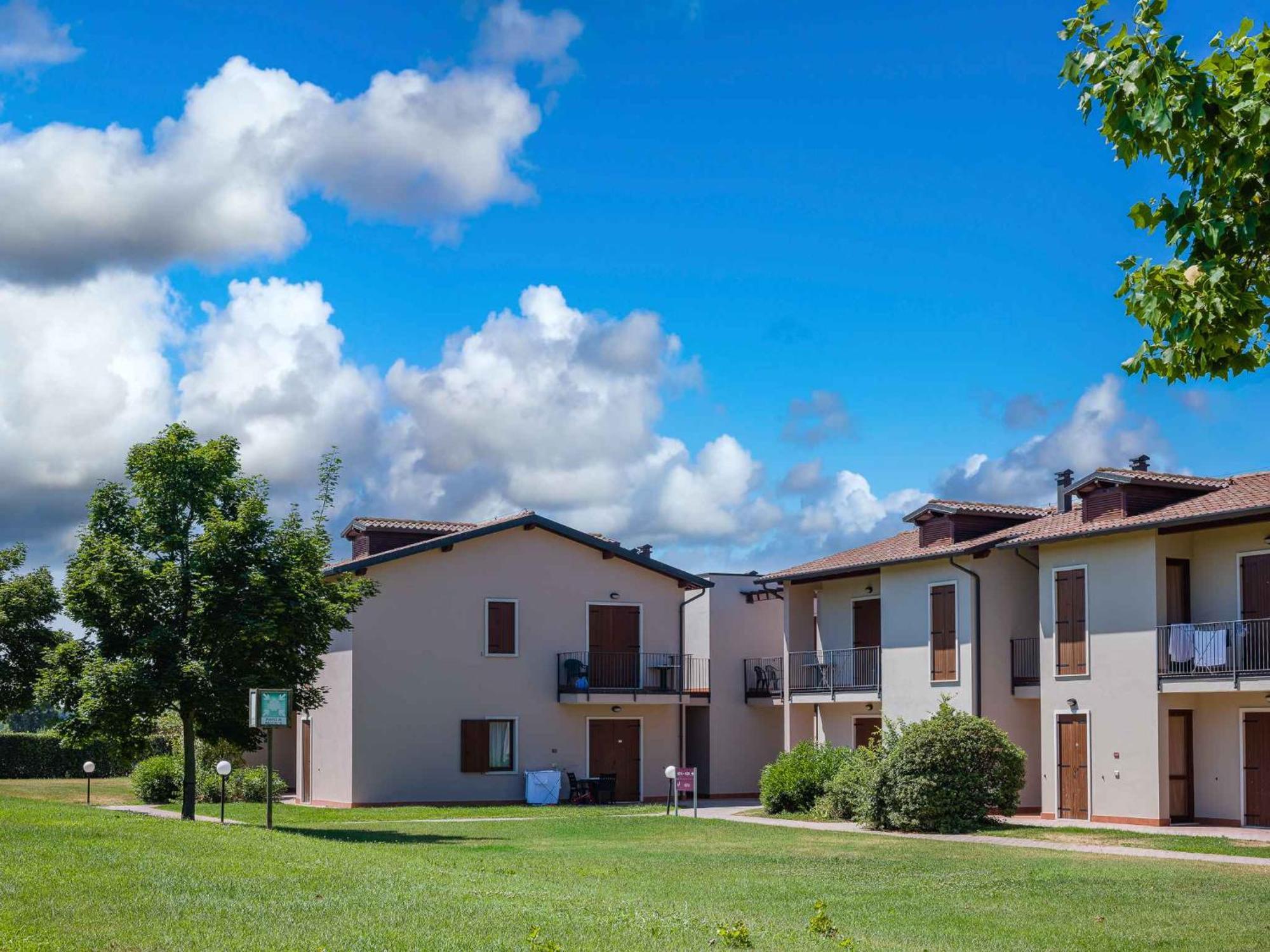 Apartment In Peschiera Del Garda 22085 Exterior photo